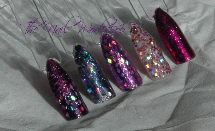  Cool glittering nails 